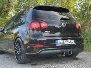 Volkswagen Golf R32 2007