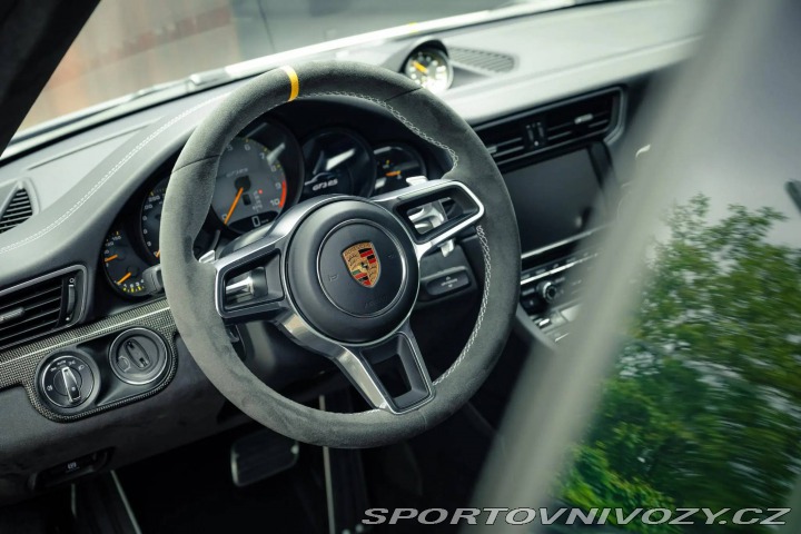 Porsche 911 GT3 RS 2016