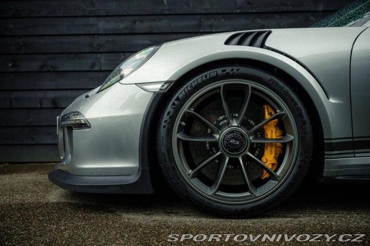 Porsche 911 GT3 RS 2016