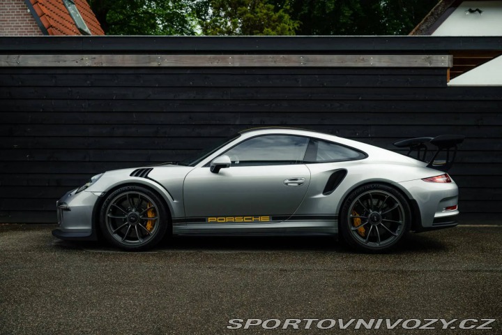 Porsche 911 GT3 RS 2016