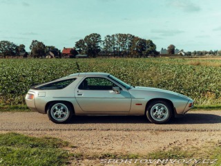 Porsche 928 4.7 S 1983