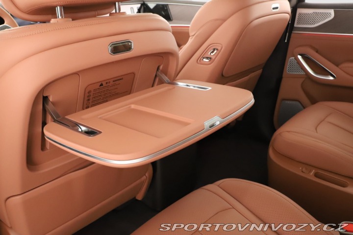 Ostatní značky Ostatní modely Denza N9  2.0T PHEV 2026