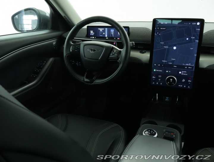 Ford Mustang Mach-E Standard Range RW 2021