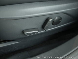 Ford Mustang Mach-E Standard Range RW 2021