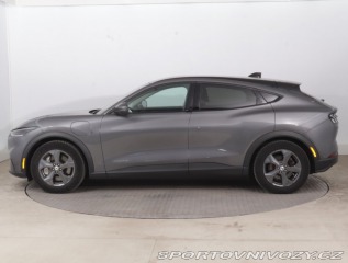 Ford Mustang Mach-E Standard Range RW 2021