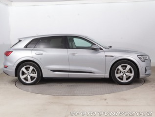 Audi Ostatní modely e-tron e-tron 50 quattro 2021
