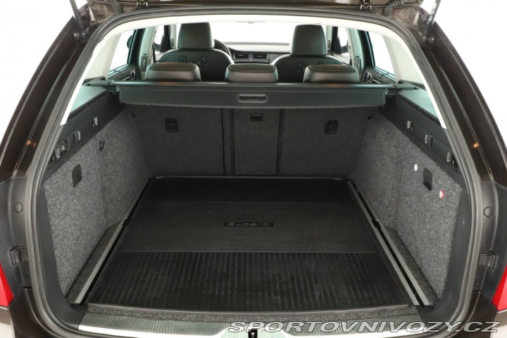 Škoda Superb Laurin&Klement 3.6 FS 2012