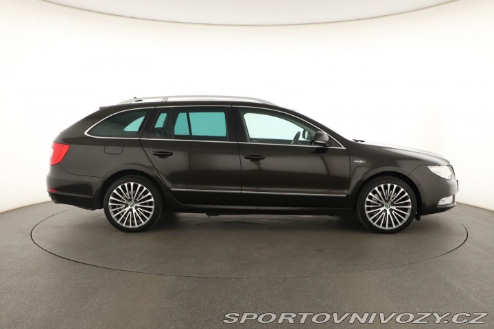 Škoda Superb Laurin&Klement 3.6 FS 2012