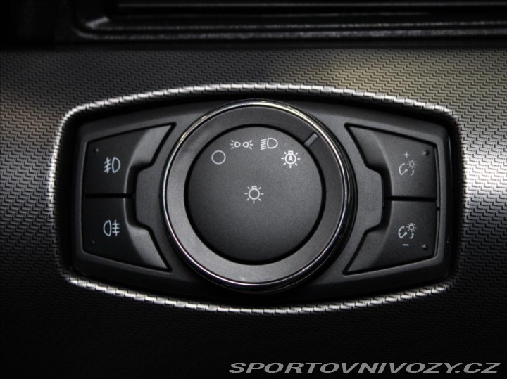 Ford Mustang 5,0 V8 331kW AT 26 700km! 2018