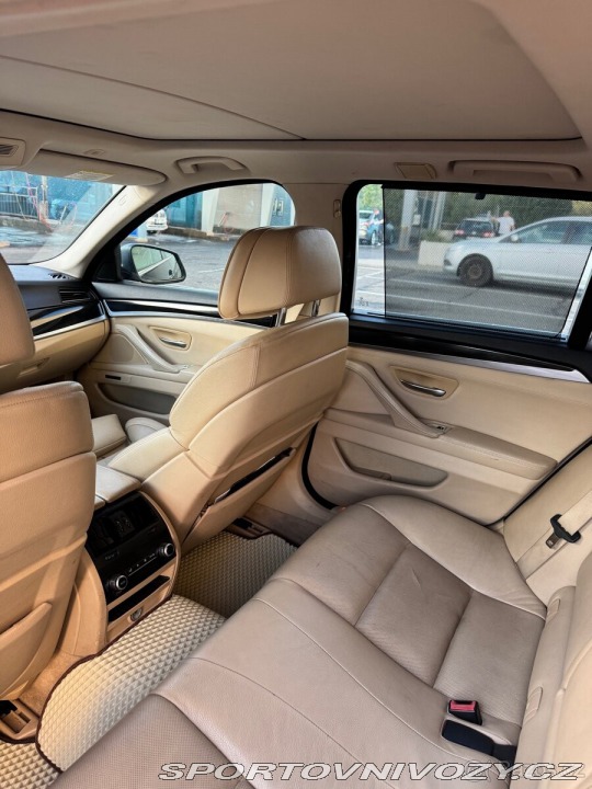 BMW 5 3,0   f 11 1800