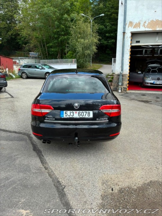 Škoda Superb 2,0 TDI 125 kW 4x4 DSG 2013