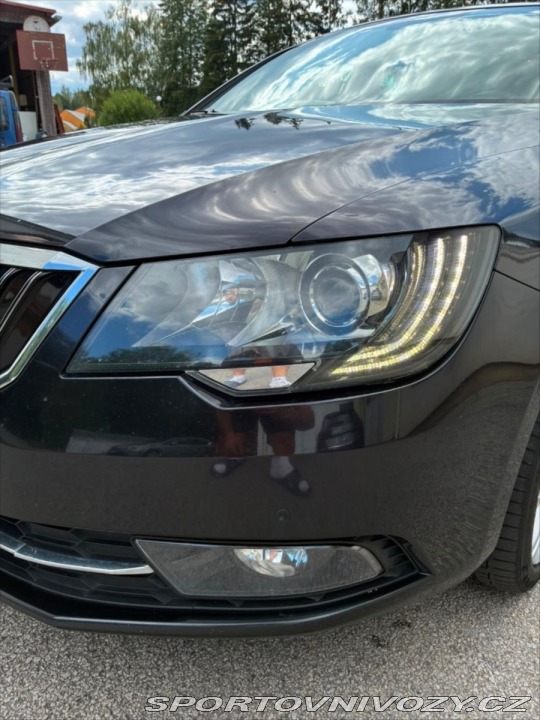 Škoda Superb 2,0 TDI 125 kW 4x4 DSG 2013