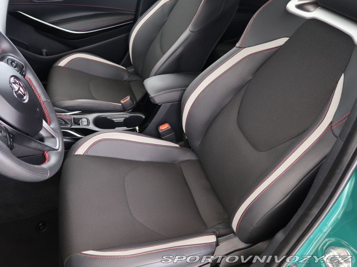 Toyota Corolla 2.0Hybrid,e-CVT,GR Sport, 2025
