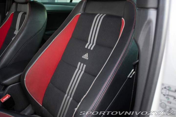 Volkswagen Golf 2.0 TFSI GTI Adidas Edit 2010