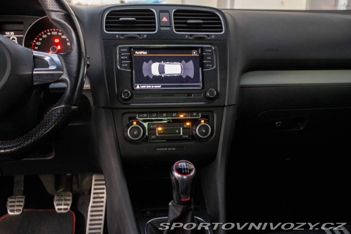 Volkswagen Golf 2.0 TFSI GTI Adidas Edit 2010