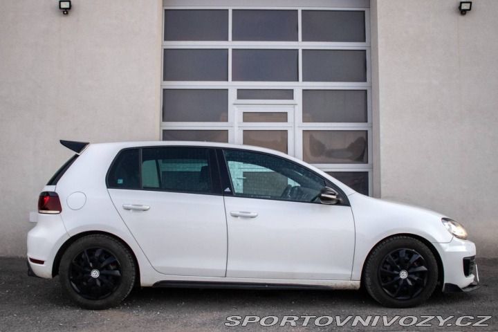 Volkswagen Golf 2.0 TFSI GTI Adidas Edit 2010