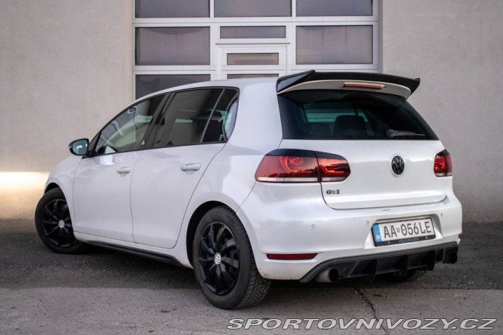 Volkswagen Golf 2.0 TFSI GTI Adidas Edit 2010