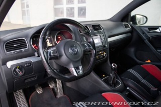 Volkswagen Golf 2.0 TFSI GTI Adidas Edit 2010