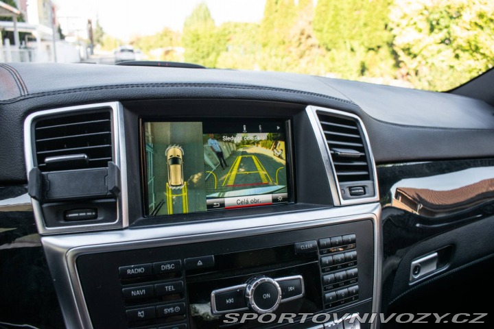 Mercedes-Benz Ostatní modely ML L 350 BlueTEC AMG line 4 2013