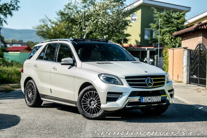 Mercedes-Benz Ostatní modely ML L 350 BlueTEC AMG line 4 2013