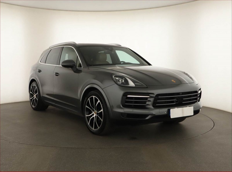 Porsche Cayenne V6