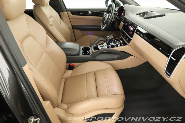 Porsche Cayenne V6 2022