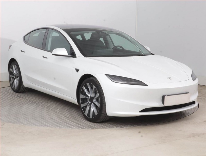 Tesla Model 3 Standard Range LFP, SoH 9