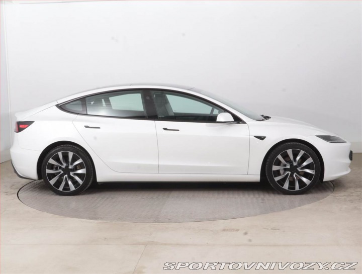 Tesla Model 3 Standard Range LFP, SoH 9 2023