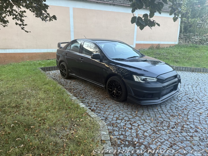 Mitsubishi Ostatní modely Mitsubishi Lancer Ralliar 2011