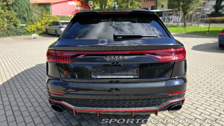 Audi RS Q8 23 kola keramické brzdy 2020