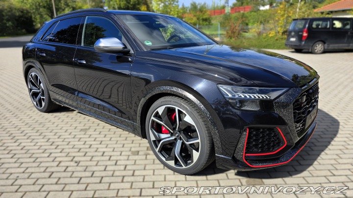 Audi RS Q8 23 kola keramické brzdy 2020