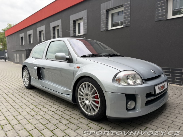 Renault Clio Sport V6 Phase 1 2002