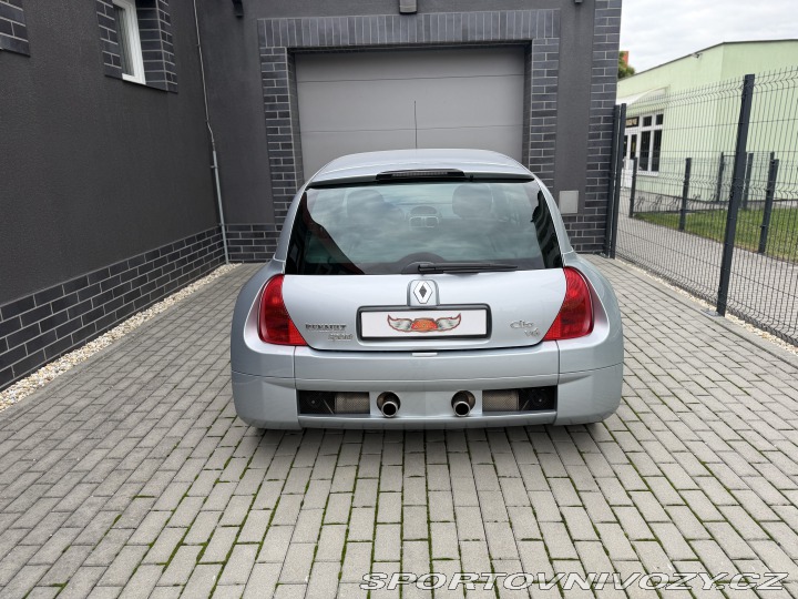 Renault Clio Sport V6 Phase 1 2002