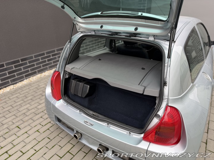 Renault Clio Sport V6 Phase 1 2002