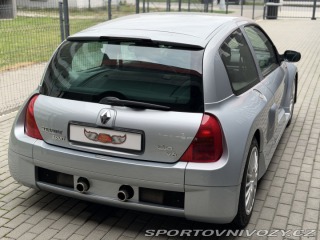 Renault Clio Sport V6 Phase 1 2002