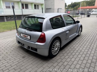Renault Clio Sport V6 Phase 1 2002