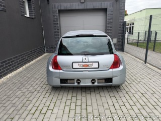 Renault Clio Sport V6 Phase 1 2002