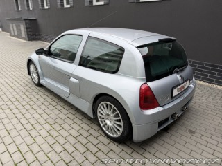 Renault Clio Sport V6 Phase 1 2002