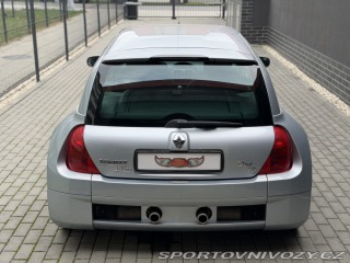 Renault Clio Sport V6 Phase 1 2002