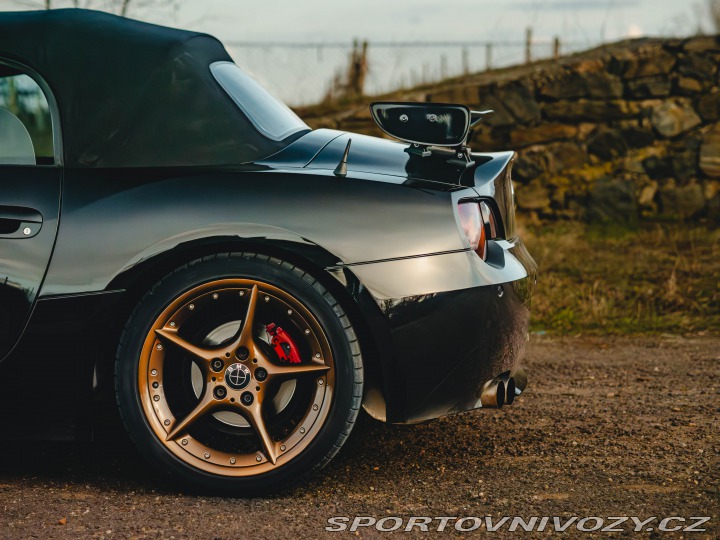 BMW Z4 E85 2003