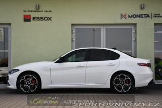 Alfa Romeo Giulia 2.0T 16V 206kW VELOCE AT8 2024