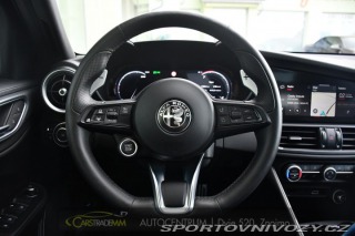 Alfa Romeo Giulia 2.0T 16V 206kW VELOCE AT8 2024