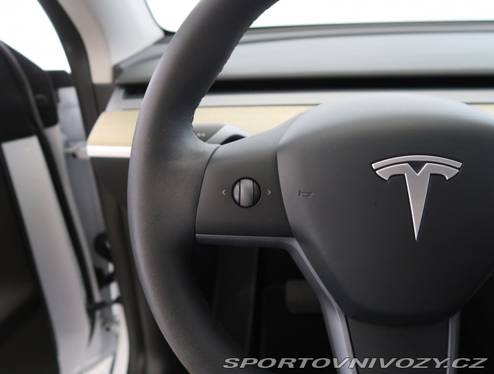 Tesla Model Y RWD LFP 60kWh 2023