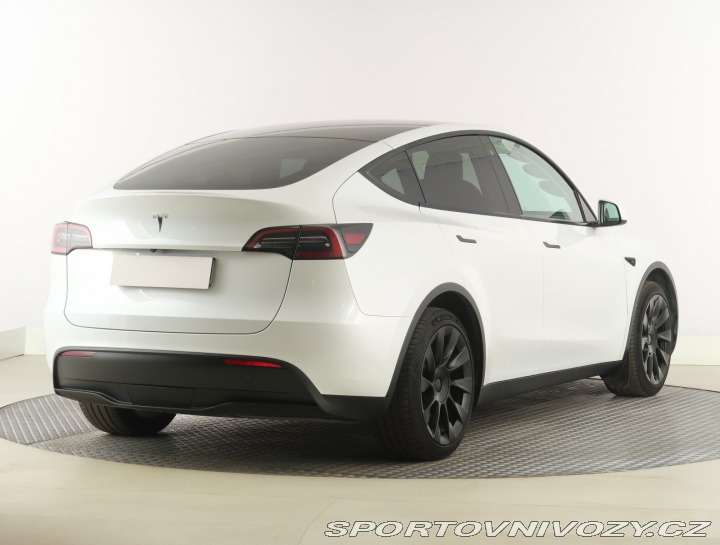 Tesla Model Y RWD LFP 60kWh 2023