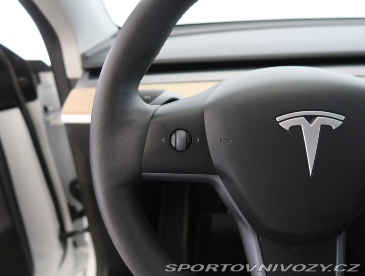 Tesla Model Y RWD LFP 60kWh 2023