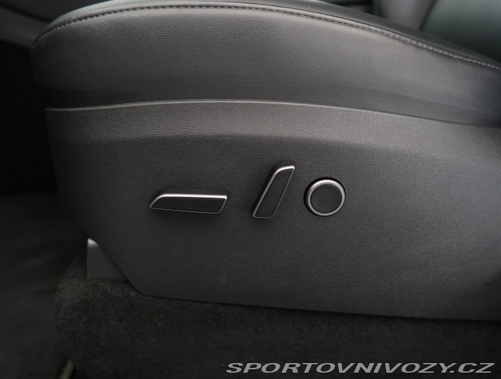 Tesla Model Y RWD LFP 60kWh 2023