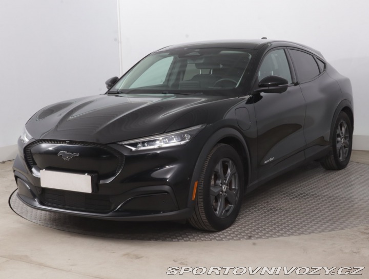 Ford Mustang Mach-E Standard Range RW 2021