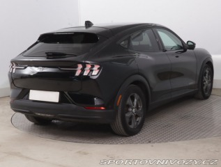 Ford Mustang Mach-E Standard Range RW 2021