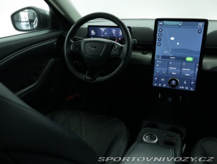 Ford Mustang Mach-E Standard Range RW 2021