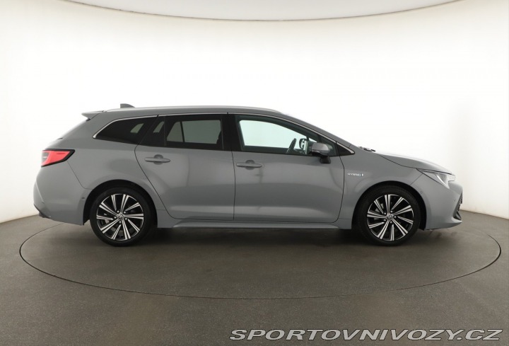 Toyota Corolla 2.0 Hybrid 2021